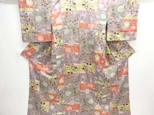 枡に花更紗模様小紋着物